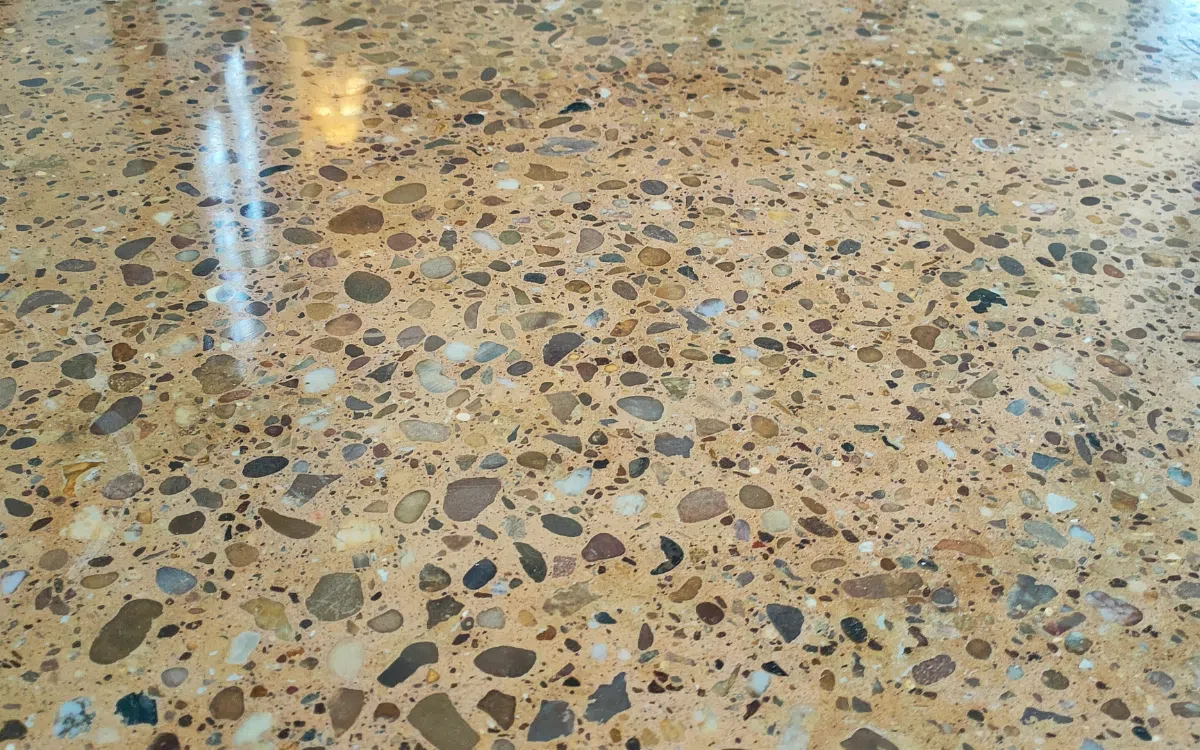 Polished concrete with deep full aggregate exposure